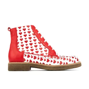 HATTER LOVE STRUCK - Women's ankle boot with red hearts print on white leather