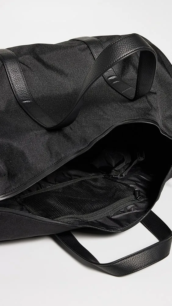 Herschel Supply Co.   Novel Duffle Bag 