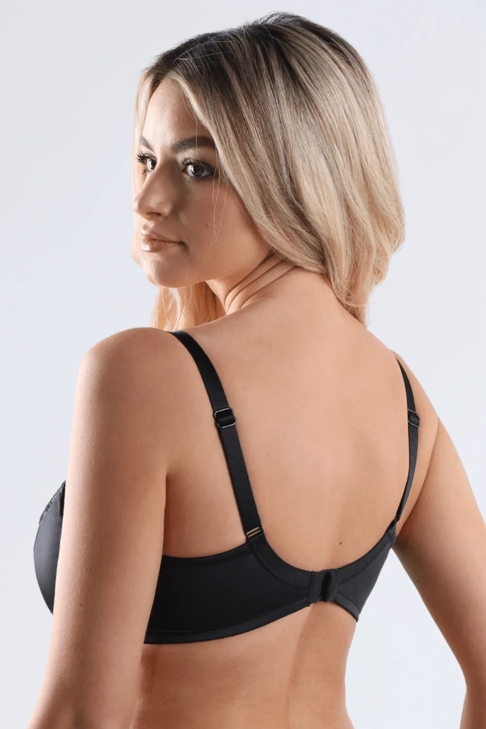 Hotel Desir Underwired Bra (D+ sizing)