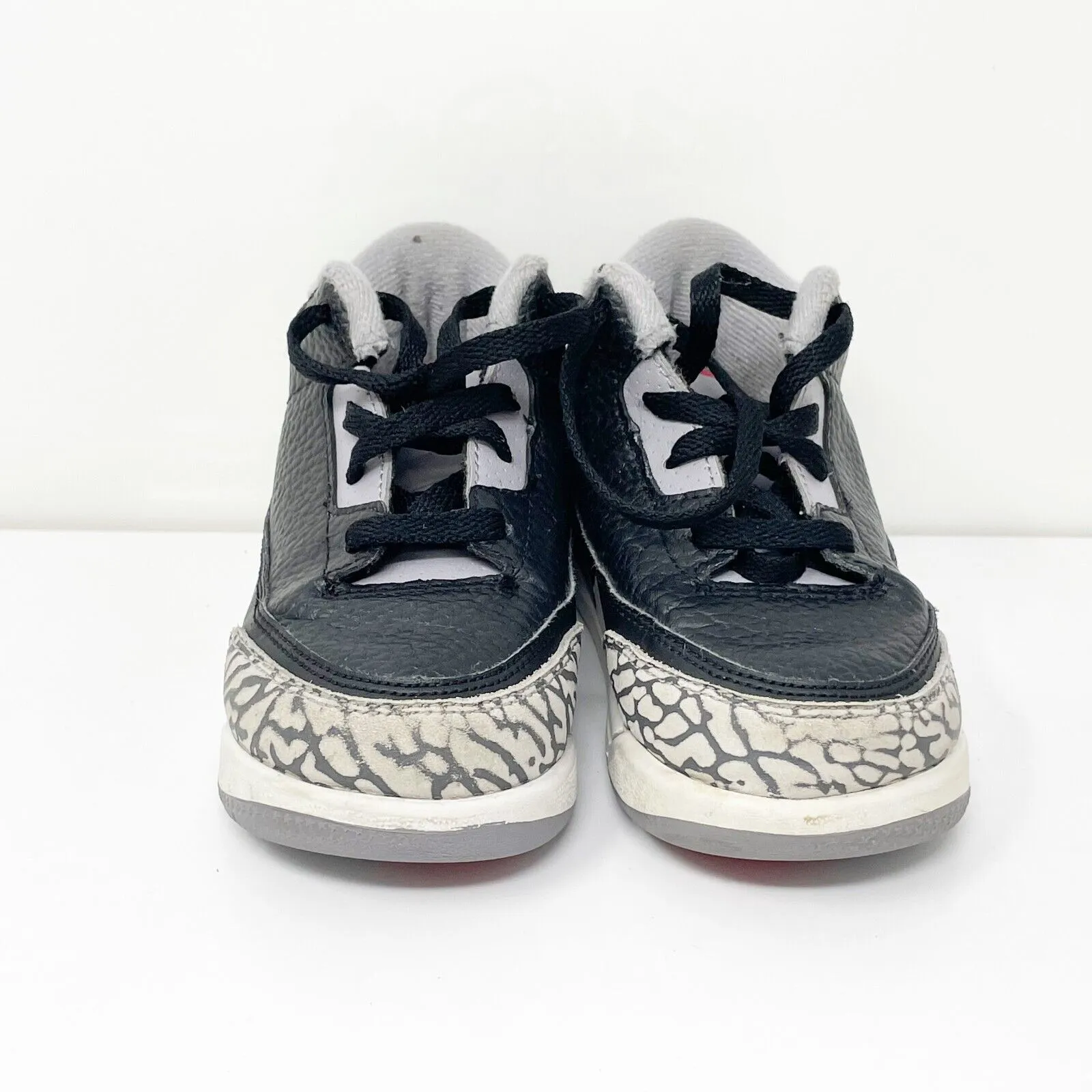 Nike Boys Air Jordan 3 832033-021 Black Basketball Shoes Sneakers Size 8C