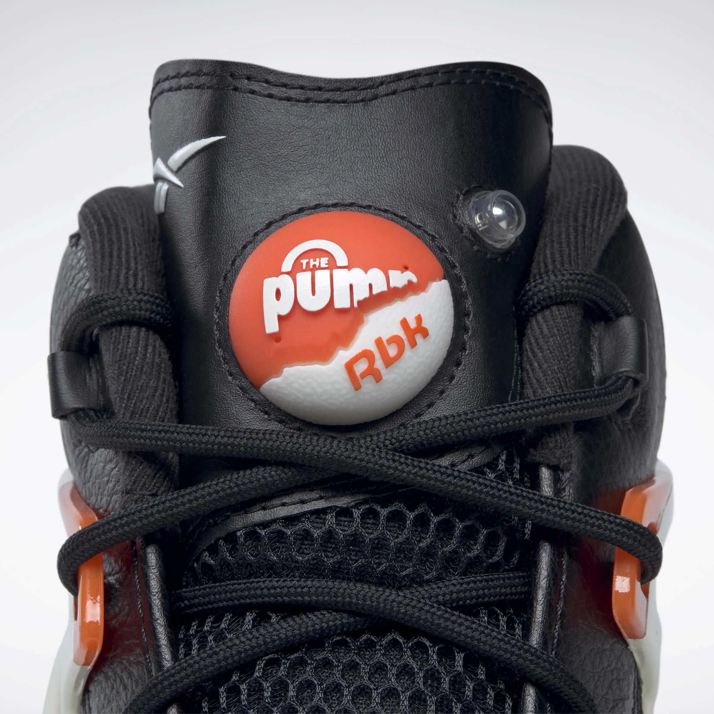 Question Pump Basketball Shoes Black/White/Chalk