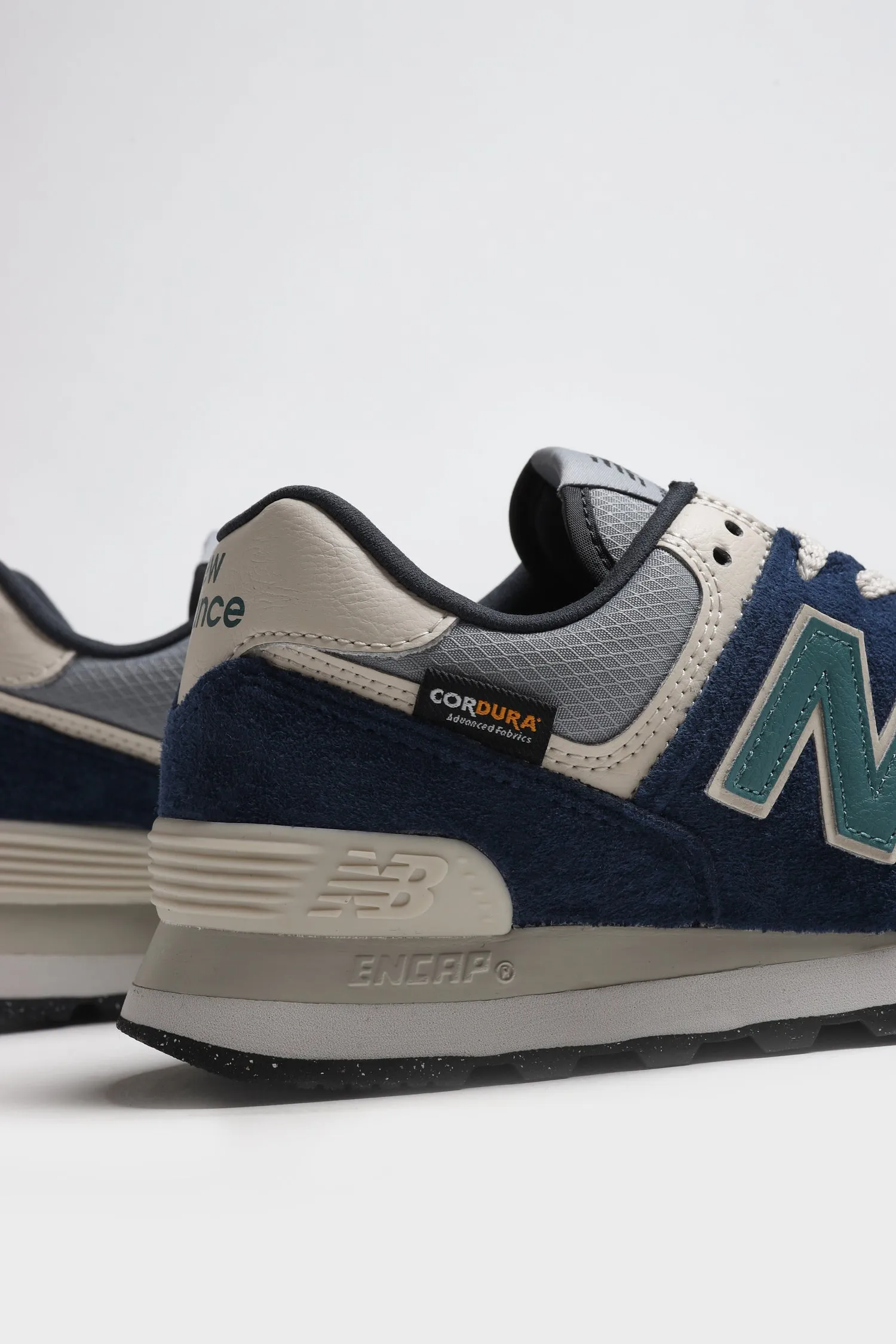 Sneaker 574 in Navy/Slate