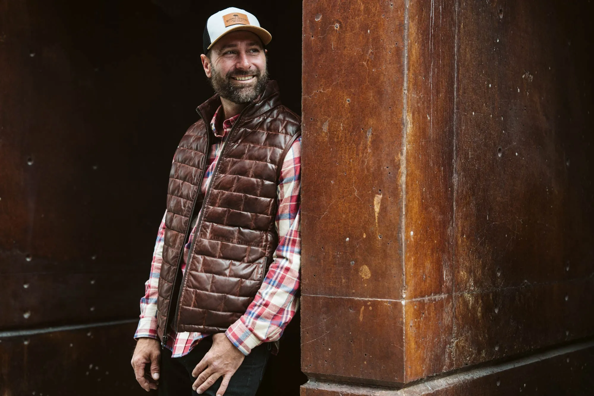 Teton Leather Light Down Vest | Mahogany Brown